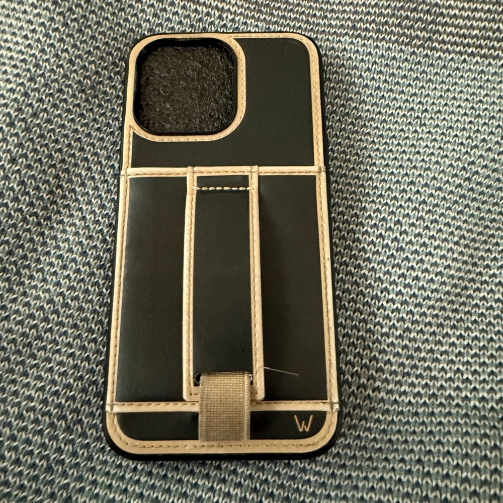 Walli iPhone 13 Pro Max phone case